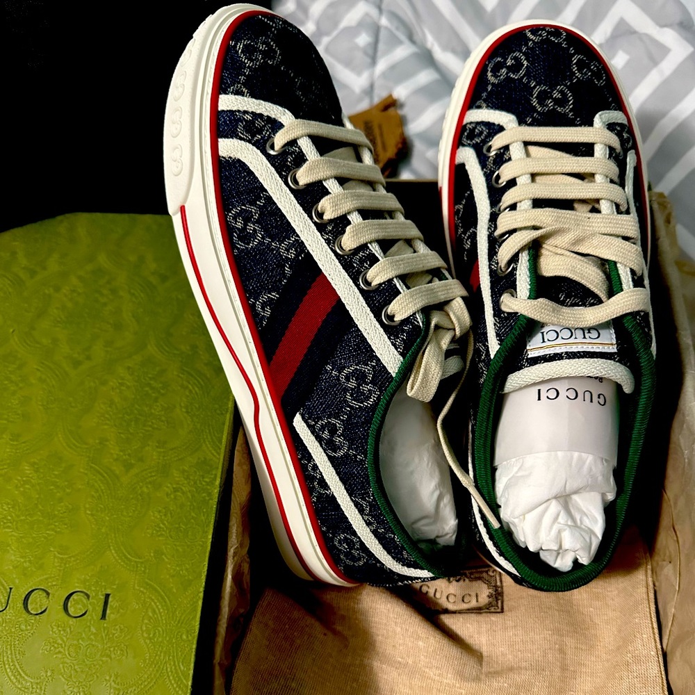 Gucci shoes